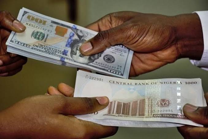 Dollar Hits ₦1,620 in Black Market, LCCI Warns of U.S. Tariff Risks